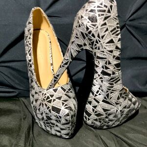 BNWB Black & Silver Pumps